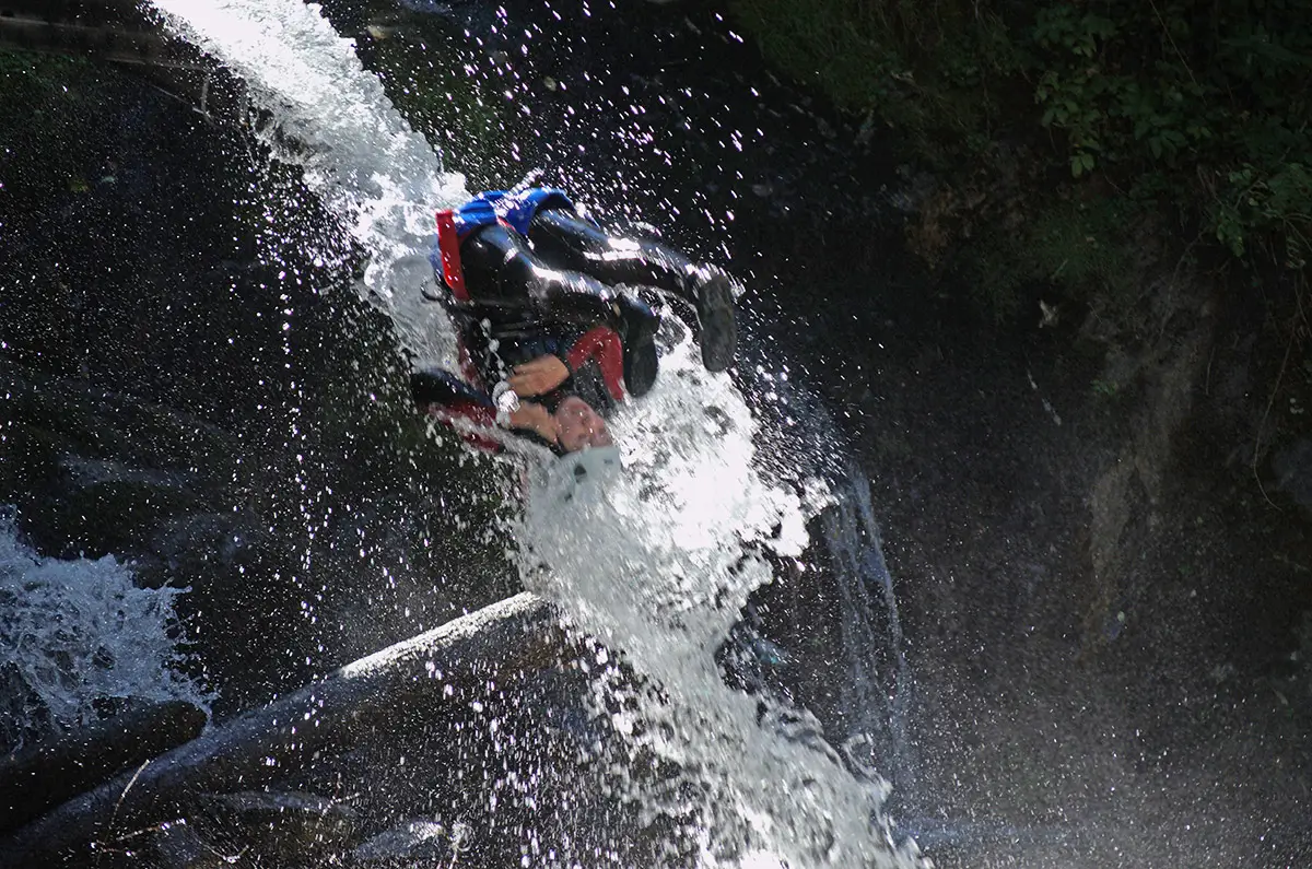 Ultra aero canyon en Ardèche Canyoning ultra aero en Ardèche